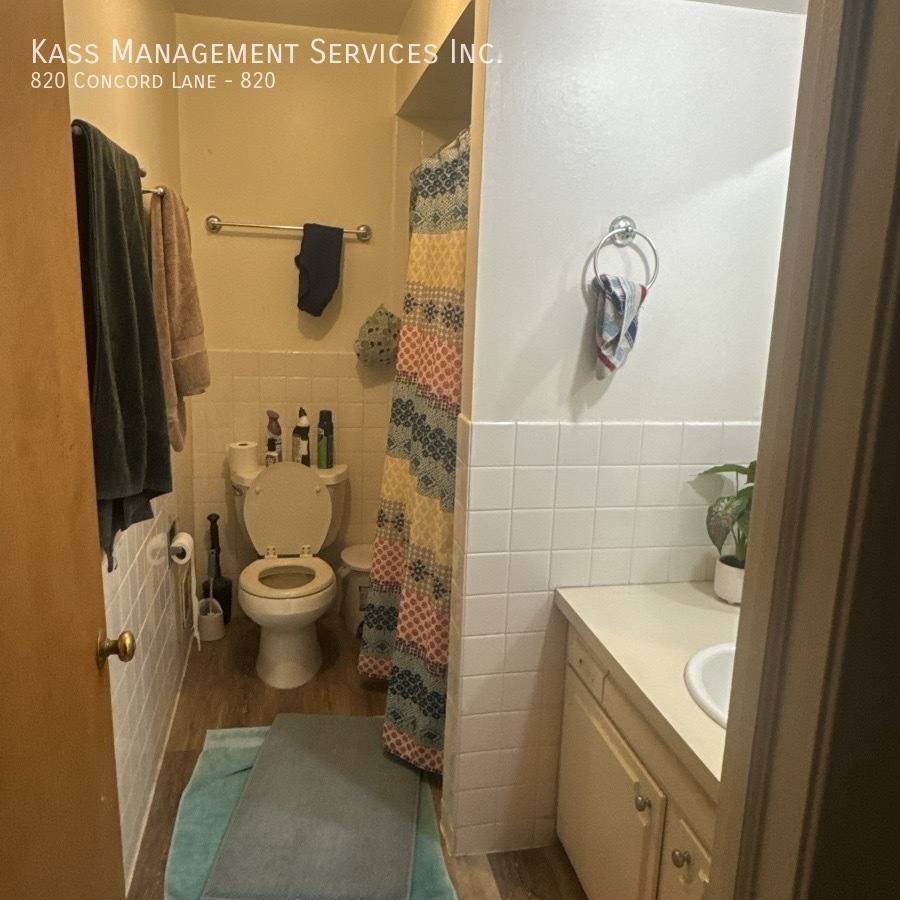 Townhouse for rent at 820 Concord Lane #820, Barrington, IL 60010