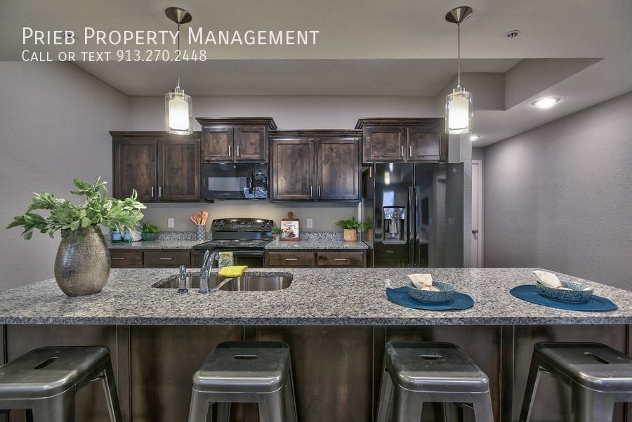 Apartment for rent at 22091 W 123rd Lane -Building 4 #109, Olathe, KS 66061