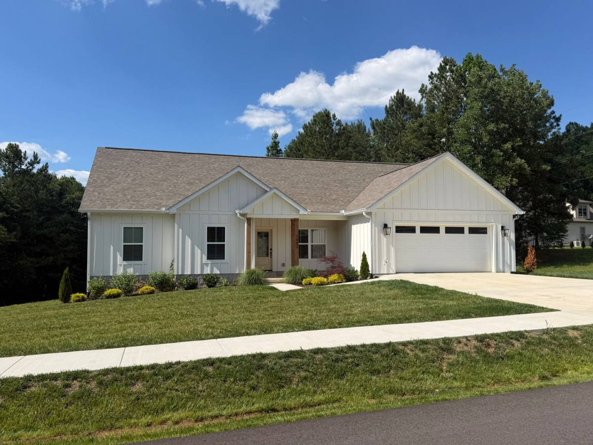 House for rent at 1403 Westbrook Circle, Cookeville, TN 38501