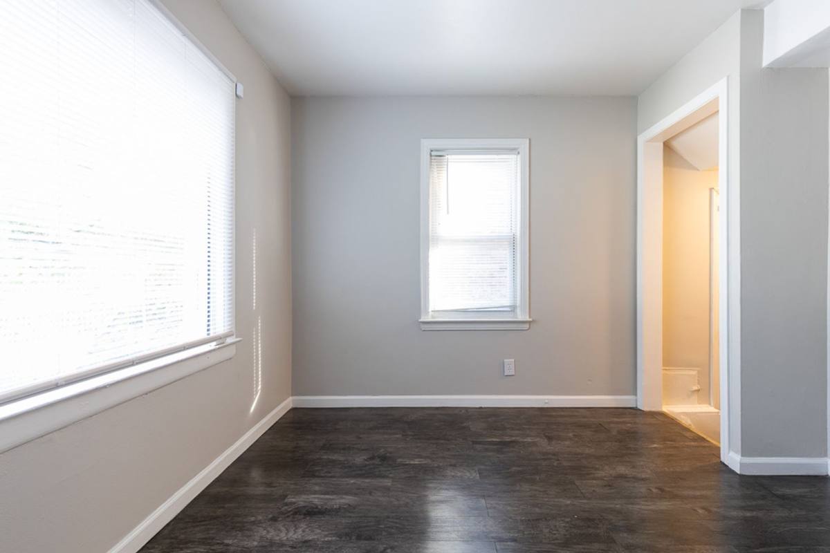House for rent at 19918 Southfield Freeway, Detroit, MI 48235