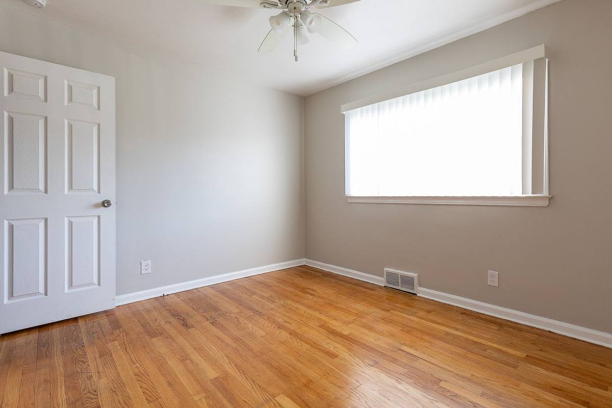 House for rent at 19918 Southfield Freeway, Detroit, MI 48235