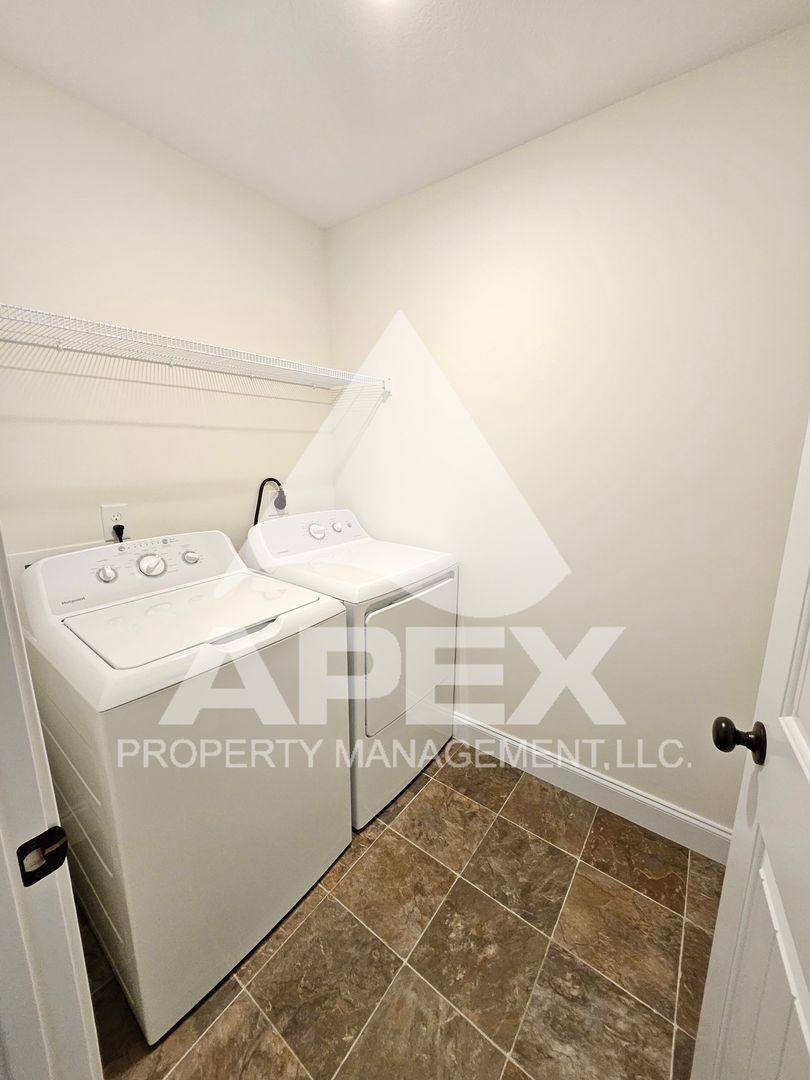 House for rent at 8029 Poplar Grove Lane, Powell, TN 37849