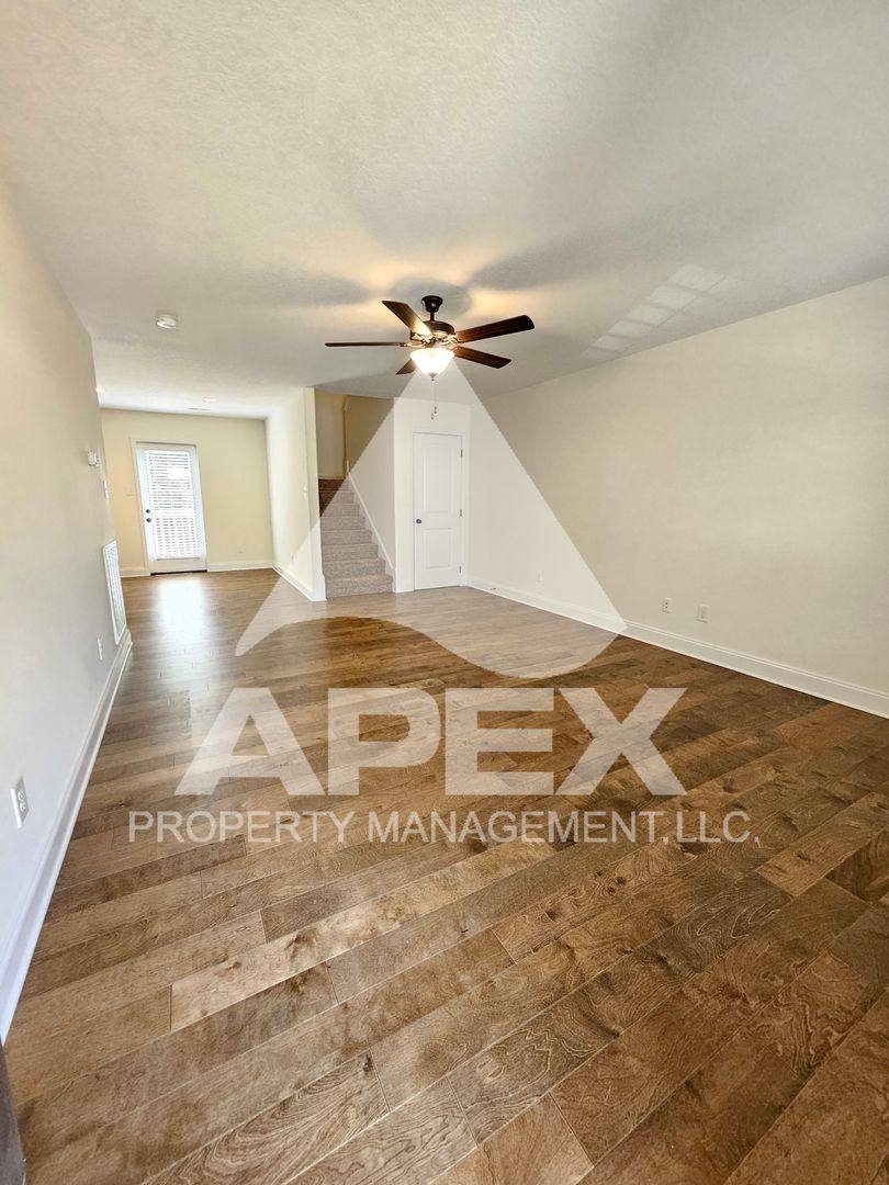 House for rent at 8029 Poplar Grove Lane, Powell, TN 37849