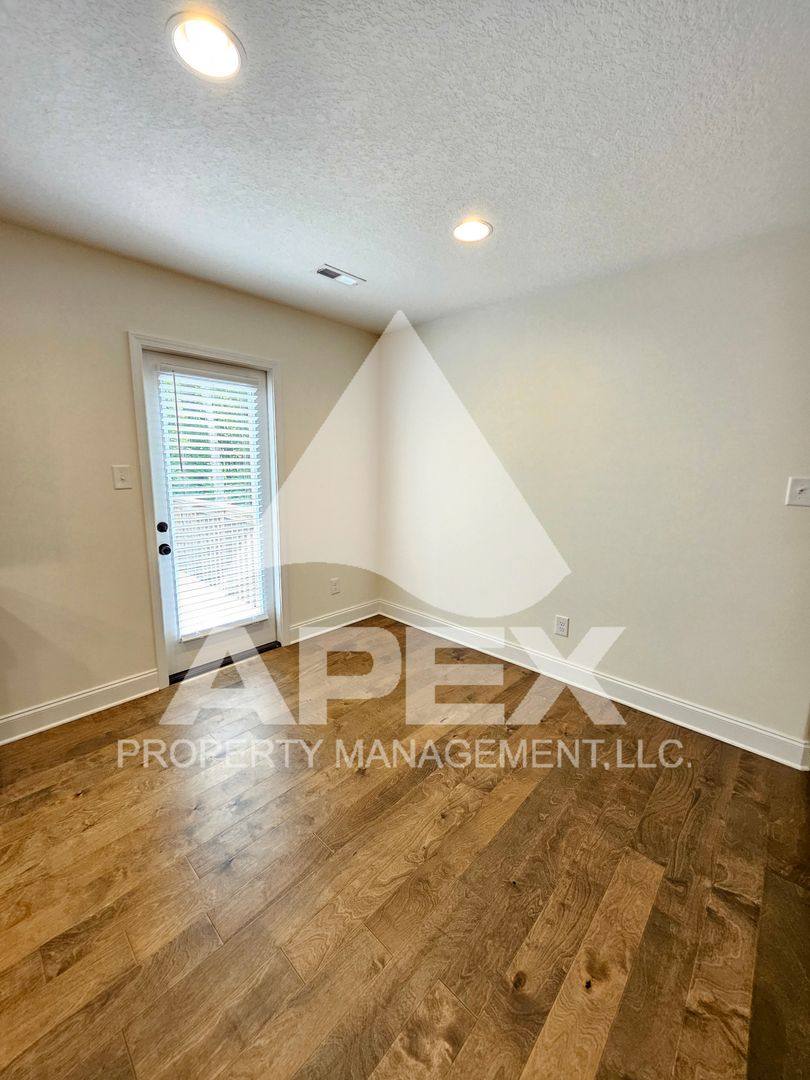 House for rent at 8029 Poplar Grove Lane, Powell, TN 37849