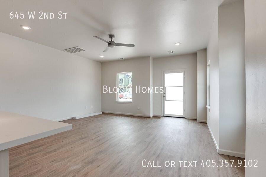 House for rent at 645 W 2nd St, Edmond, OK 73003