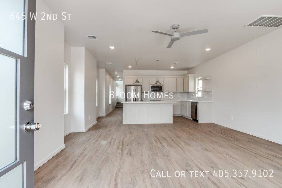 House for rent at 645 W 2nd St, Edmond, OK 73003