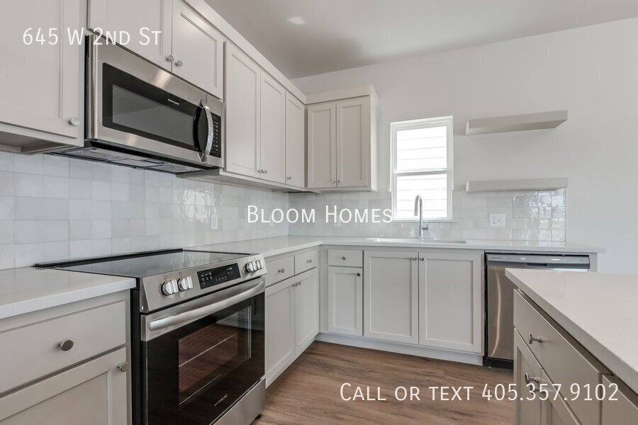 House for rent at 645 W 2nd St, Edmond, OK 73003