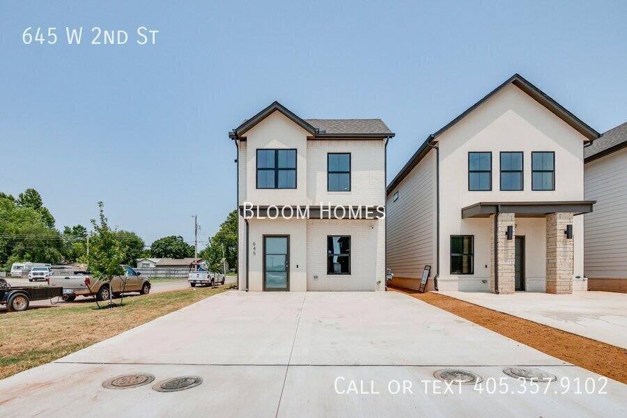 House for rent at 645 W 2nd St, Edmond, OK 73003