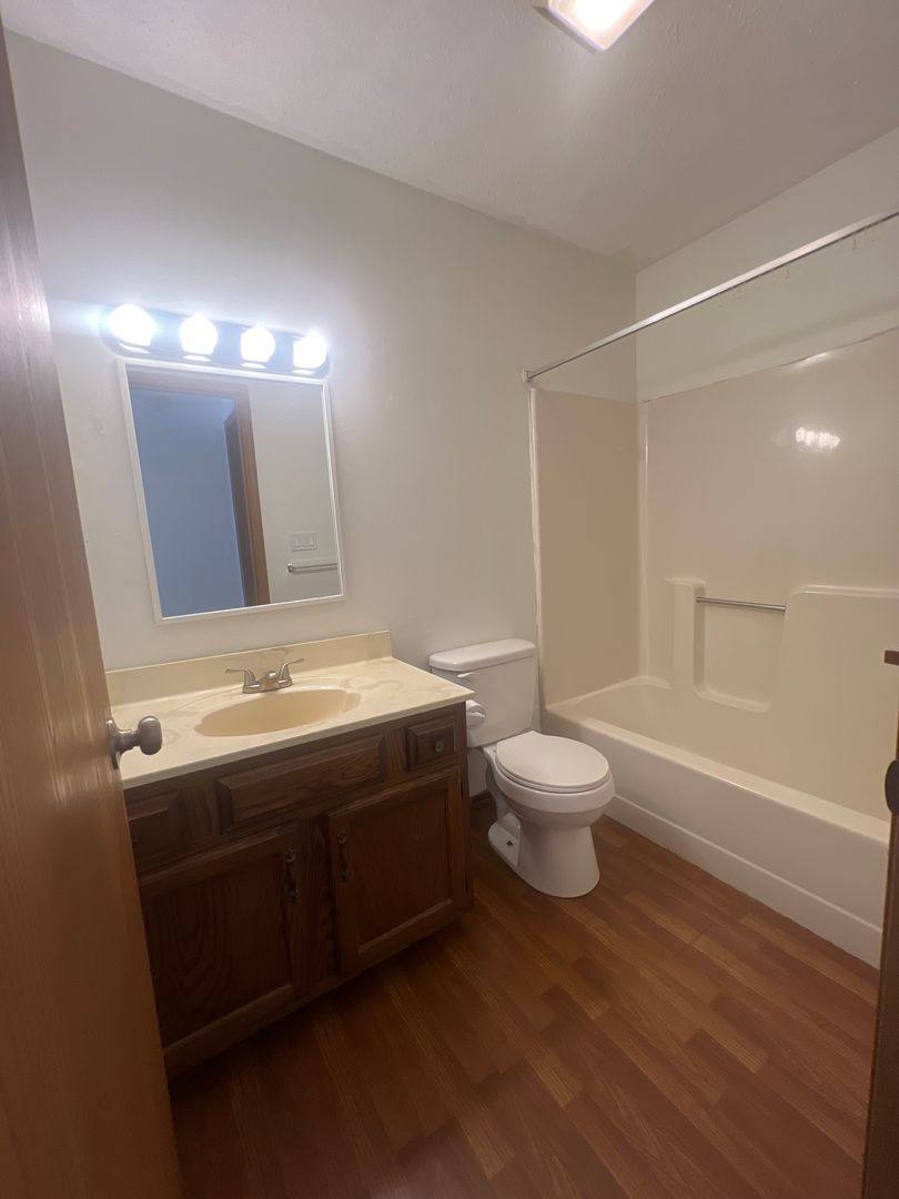Apartment for rent at 410 4th Ave, Parkersburg, WV 26101