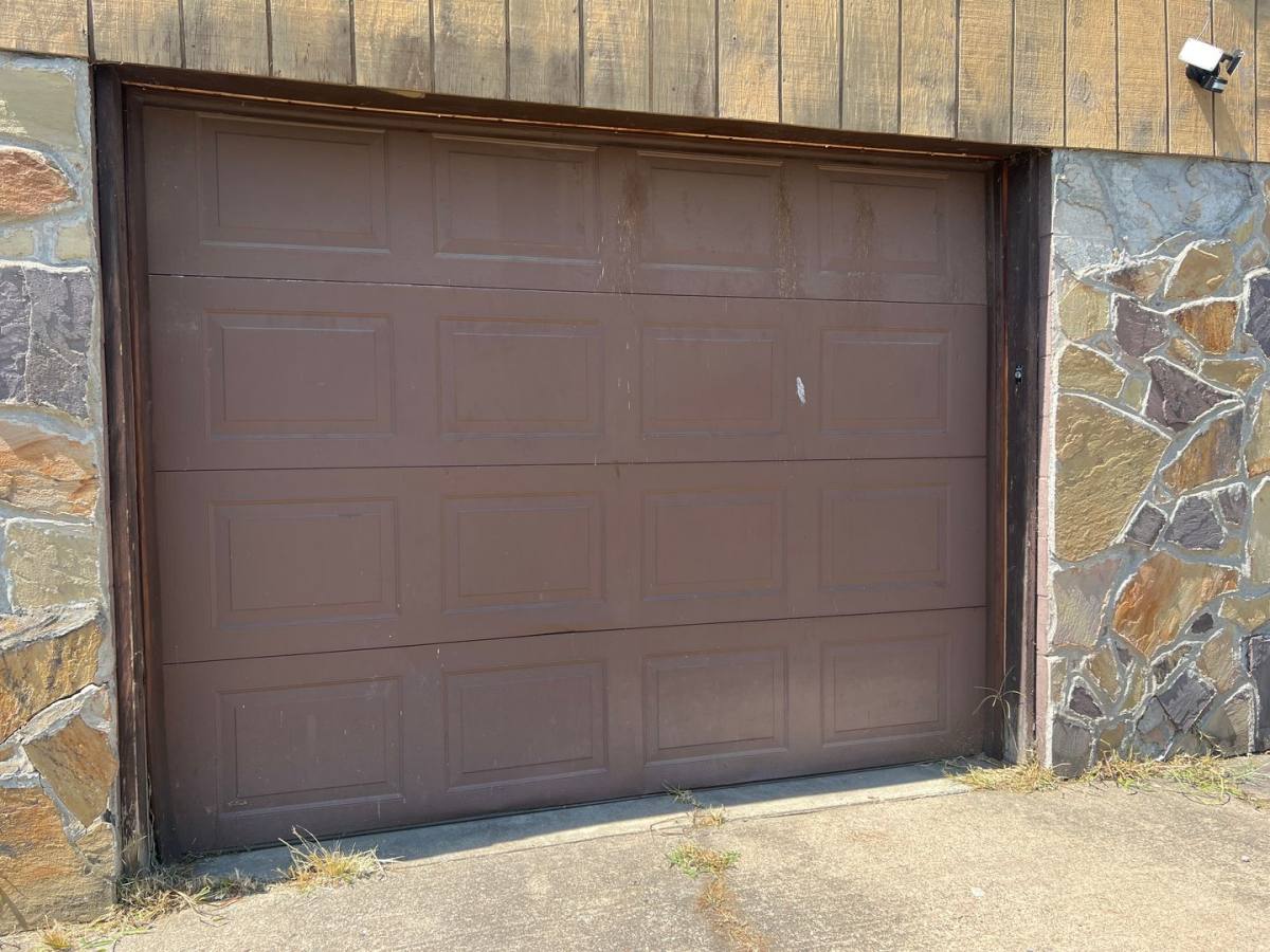 Apartment for rent at 410 4th Ave, Parkersburg, WV 26101