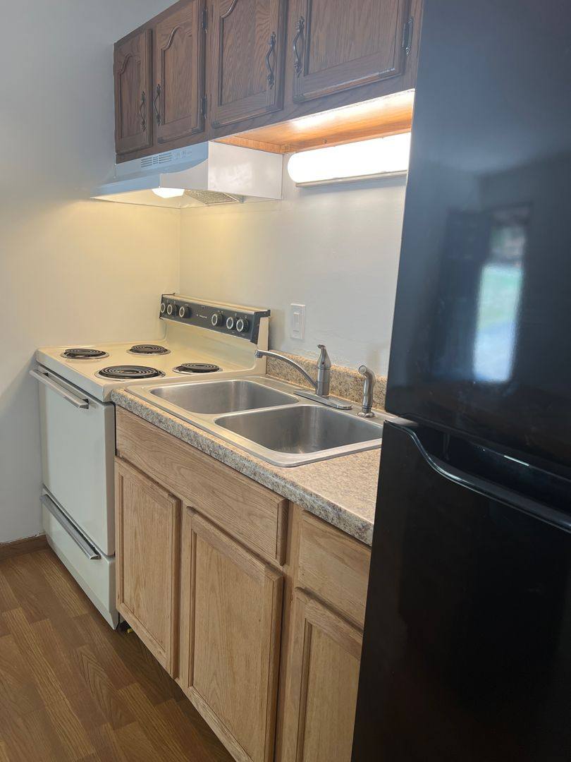 Apartment for rent at 410 4th Ave, Parkersburg, WV 26101