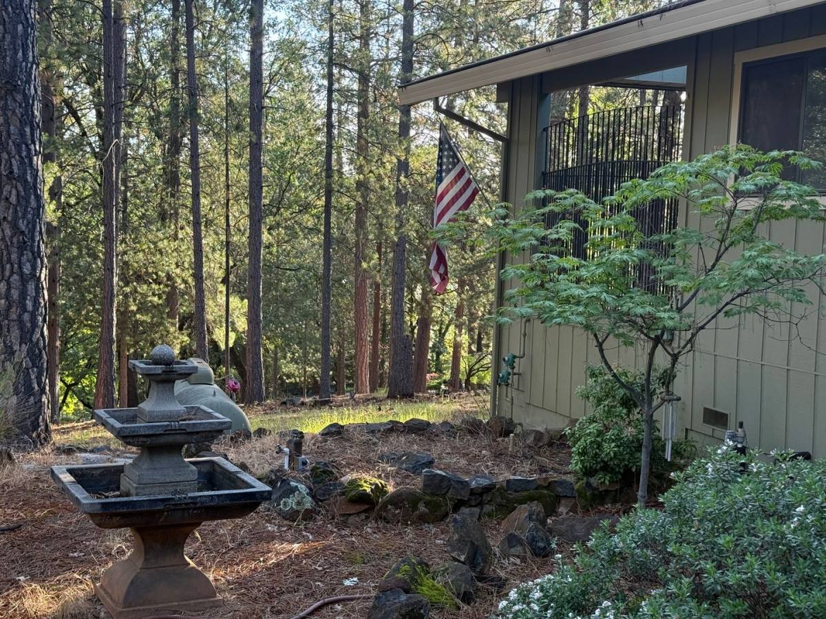 House for rent at 17425 Alexandra Way, Grass Valley, CA 95949