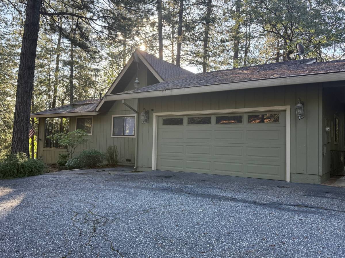 House for rent at 17425 Alexandra Way, Grass Valley, CA 95949