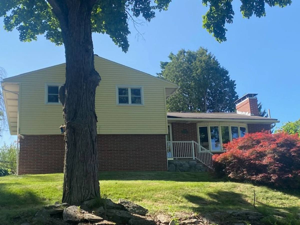 House for rent at 108 Dell St, Johnstown, PA 15905