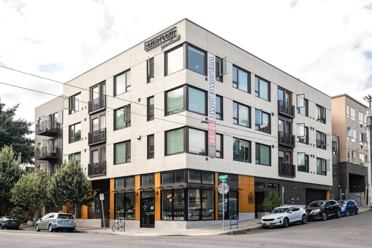 Apartment for rent at 485 SE 14th Ave, Portland, OR 97214