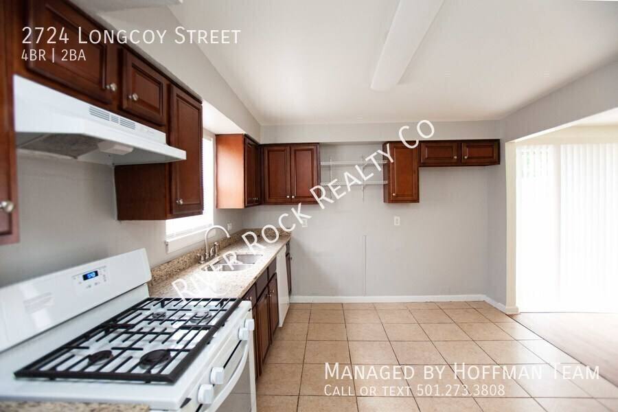 House for rent at 2724 Longcoy St, Little Rock, AR 72204