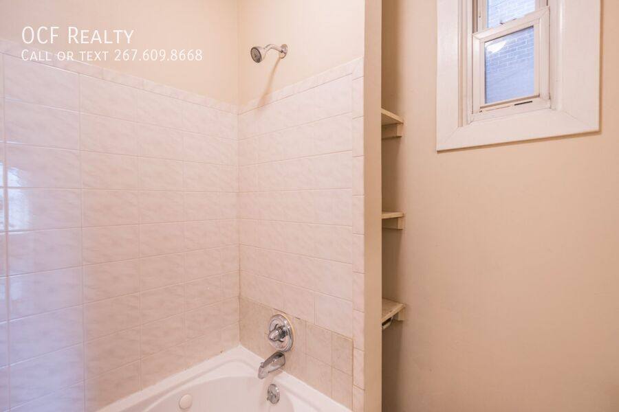 Apartment for rent at 1933 Spring Garden St #1F, Philadelphia, PA 19130