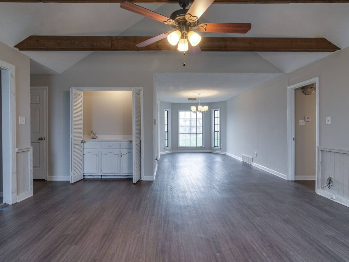 House for rent at 6562 Lake Valley Dr, Memphis, TN 38141