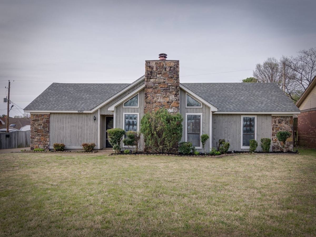 House for rent at 6562 Lake Valley Dr, Memphis, TN 38141