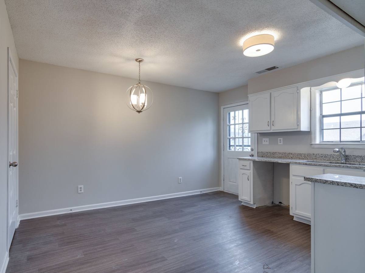 House for rent at 6562 Lake Valley Dr, Memphis, TN 38141