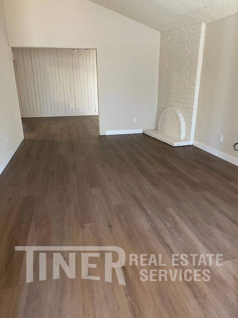 House for rent at 7827 Zenith Dr, Citrus Heights, CA 95621