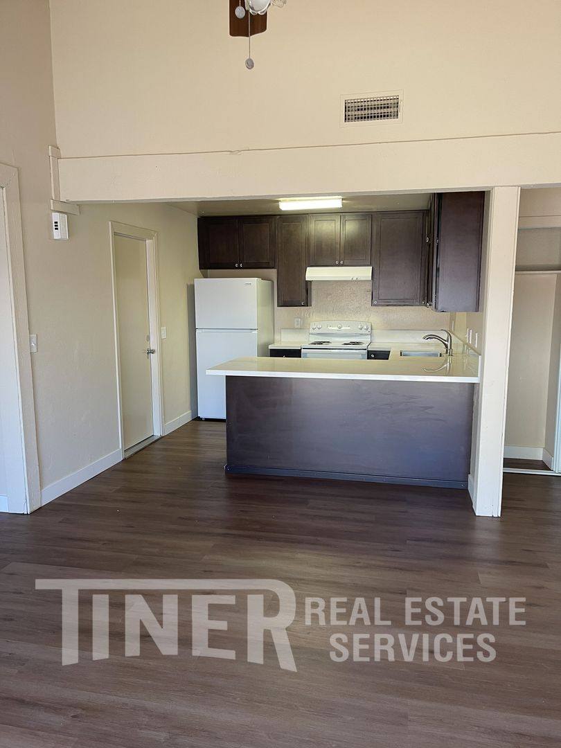 House for rent at 7827 Zenith Dr, Citrus Heights, CA 95621