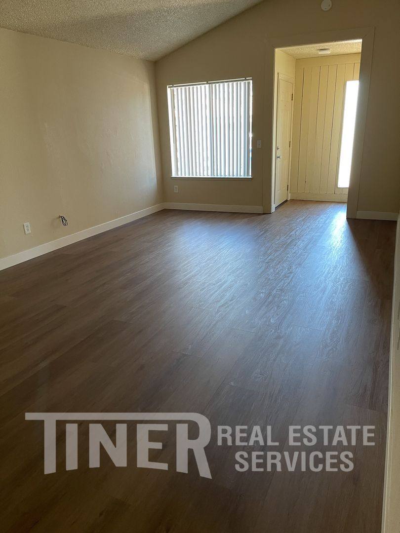 House for rent at 7827 Zenith Dr, Citrus Heights, CA 95621