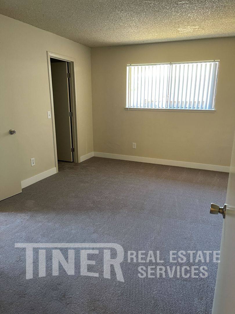 House for rent at 7827 Zenith Dr, Citrus Heights, CA 95621