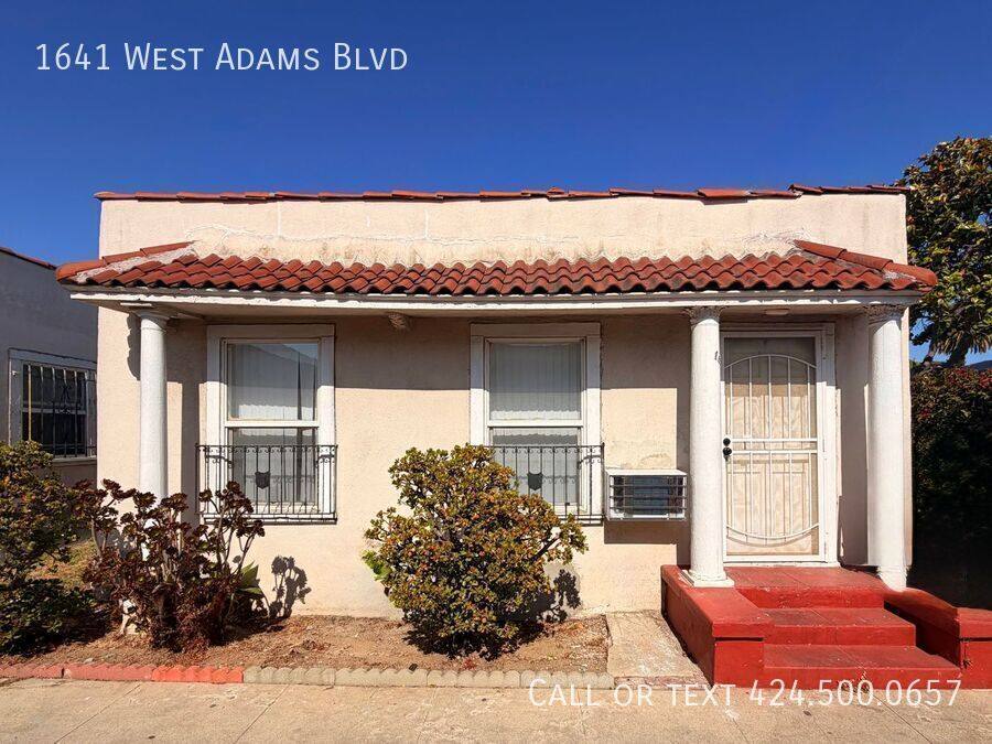 Apartment for rent at 1641 W Adams Blvd, Los Angeles, CA 90007