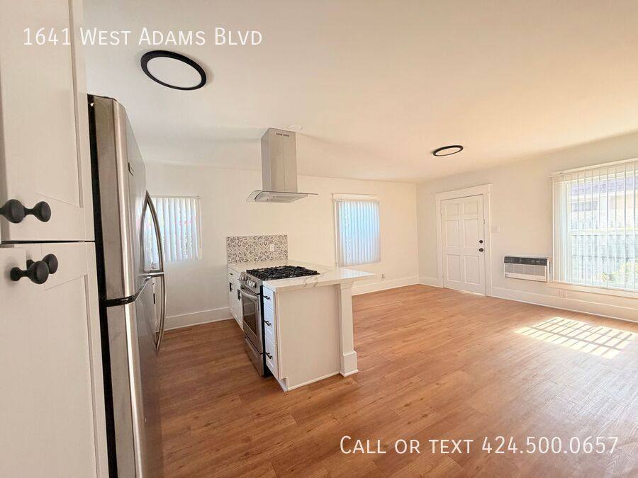 Apartment for rent at 1641 W Adams Blvd, Los Angeles, CA 90007