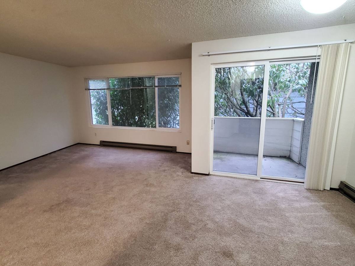 Apartment for rent at 5325 Ravenna Place NE, Seattle, WA 98105