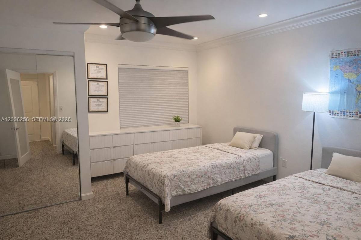 House for rent at 4101 N 50th Ave, Hollywood, FL 33021
