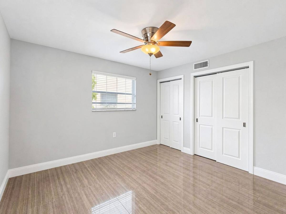 Condo for rent at 681 Palm View Dr, Naples, FL 34110