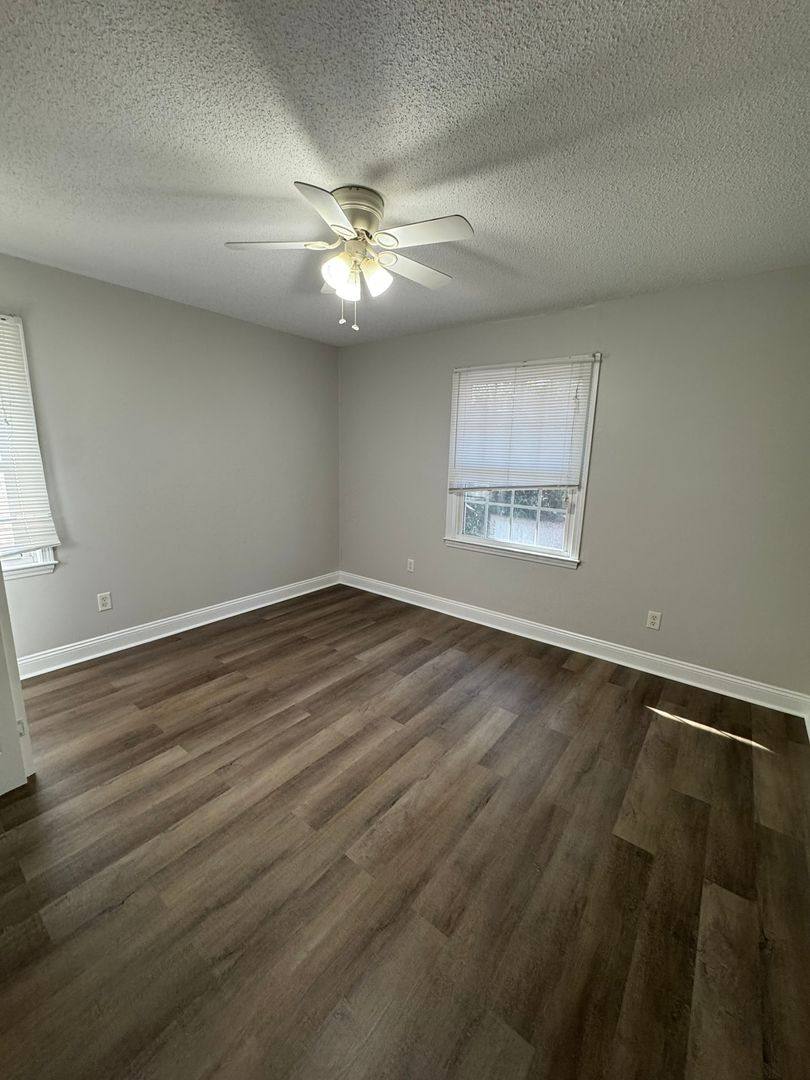 Townhouse for rent at 315 Brannen St, Statesboro, GA 30458