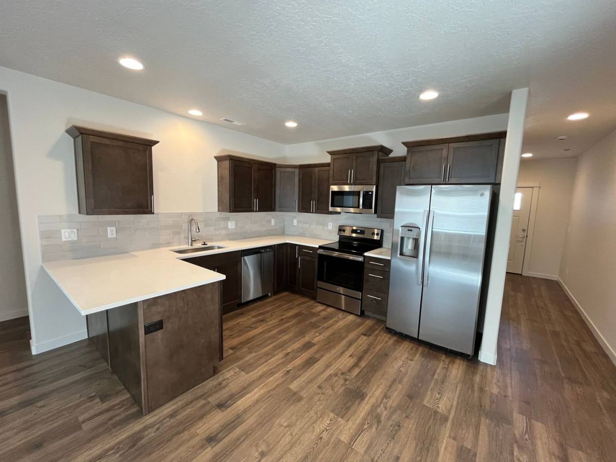 Townhouse for rent at 2539 NE Studio Rd, Bend, OR 97701