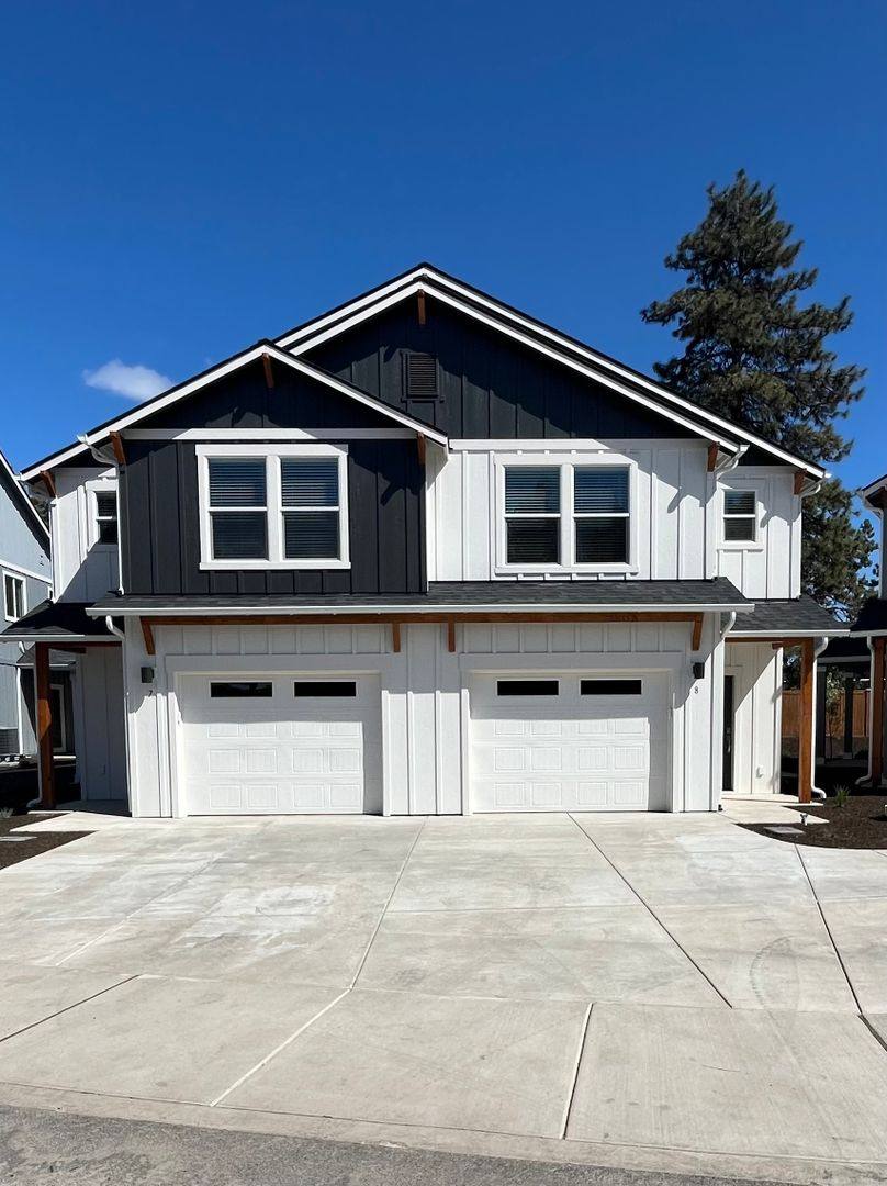 Townhouse for rent at 2539 NE Studio Rd, Bend, OR 97701