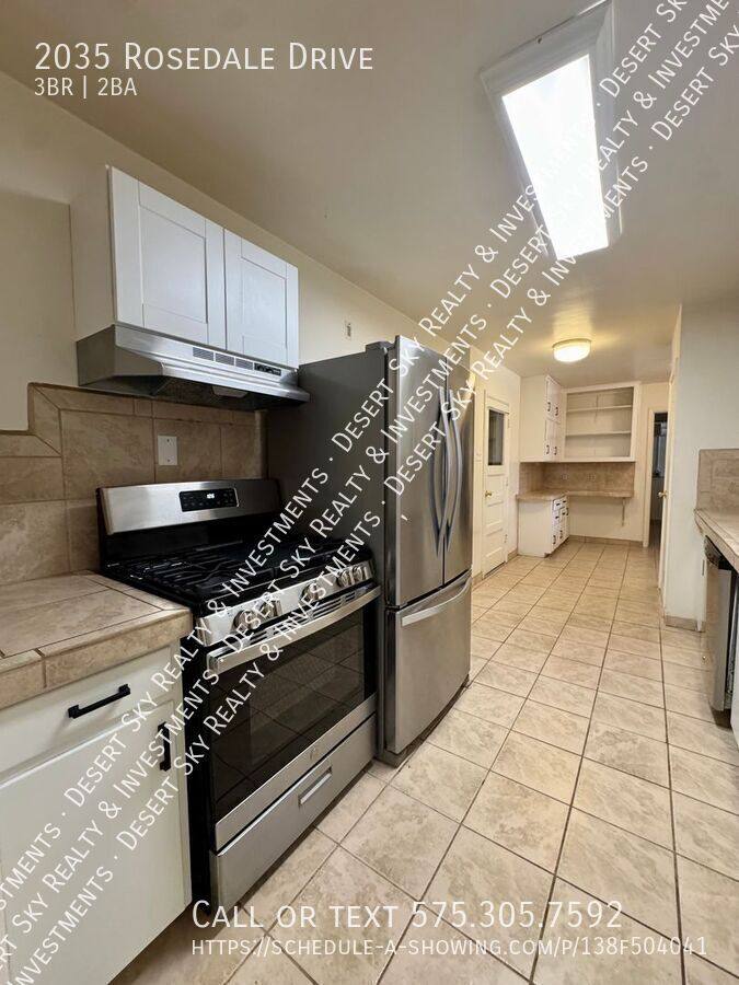 House for rent at 2035 Rosedale Dr, Las Cruces, NM 88005