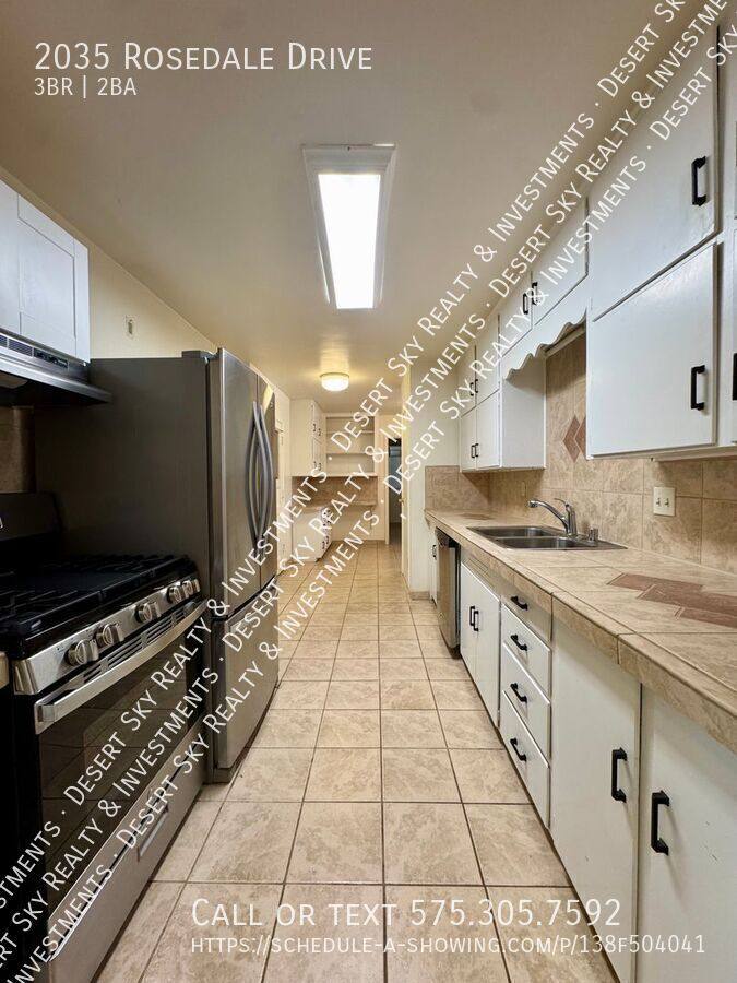 House for rent at 2035 Rosedale Dr, Las Cruces, NM 88005