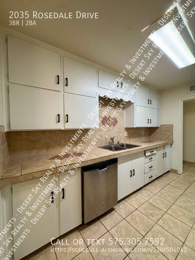 House for rent at 2035 Rosedale Dr, Las Cruces, NM 88005