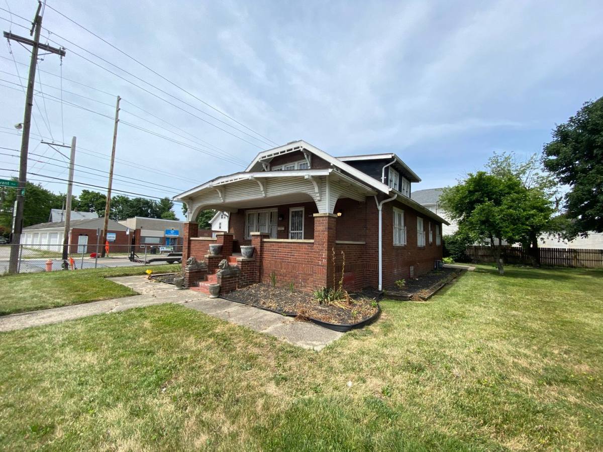 House for rent at 345 Dana Ave, Columbus, OH 43223