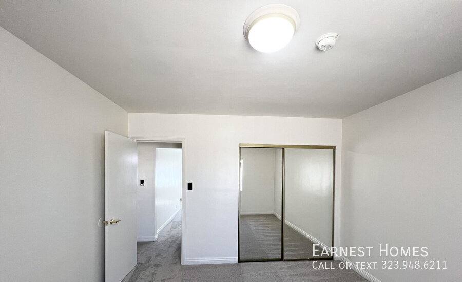 Apartment for rent at 14202 Delano St #6, Van Nuys, CA 91401