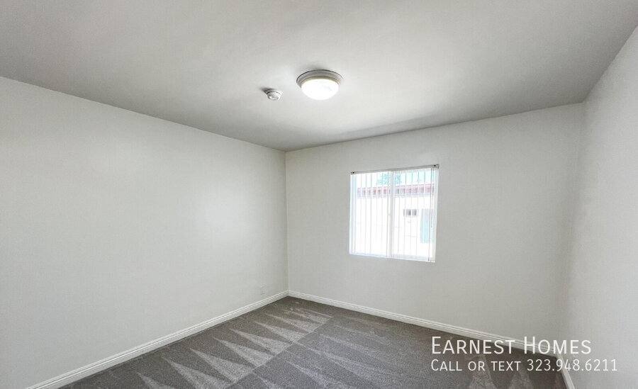 Apartment for rent at 14202 Delano St #6, Van Nuys, CA 91401