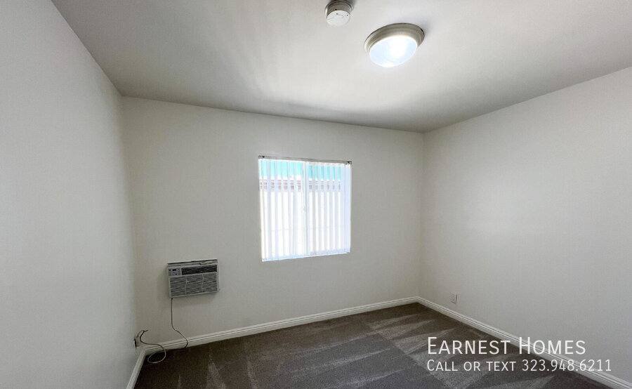Apartment for rent at 14202 Delano St #6, Van Nuys, CA 91401