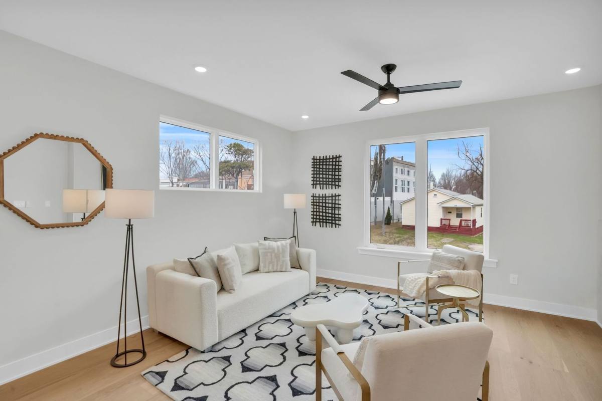Townhouse for rent at 142 Mattoon St, Charlotte, NC 28216