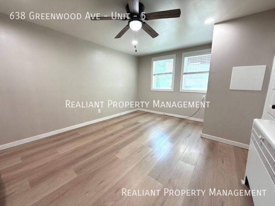 Apartment for rent at 638 Greenwood Ave #5, Cincinnati, OH 45229