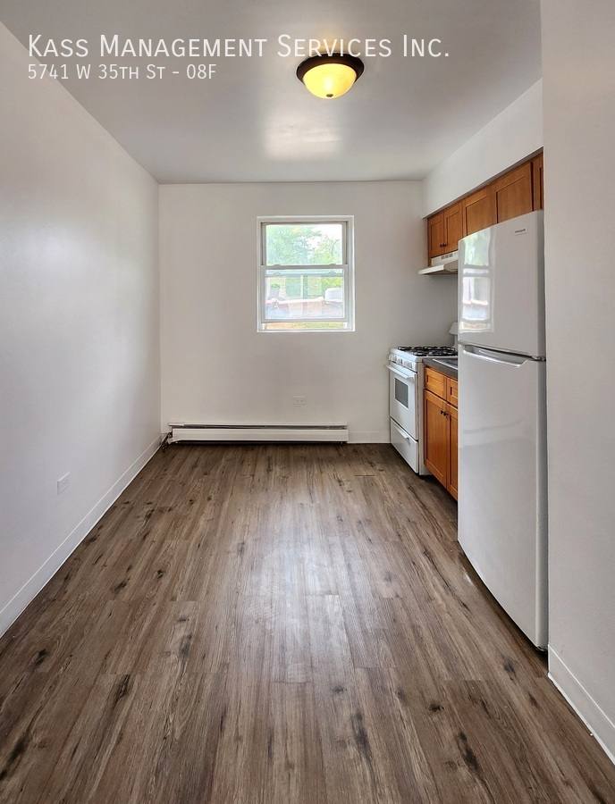 Apartment for rent at 5741 W 35th St #8F, Cicero, IL 60804