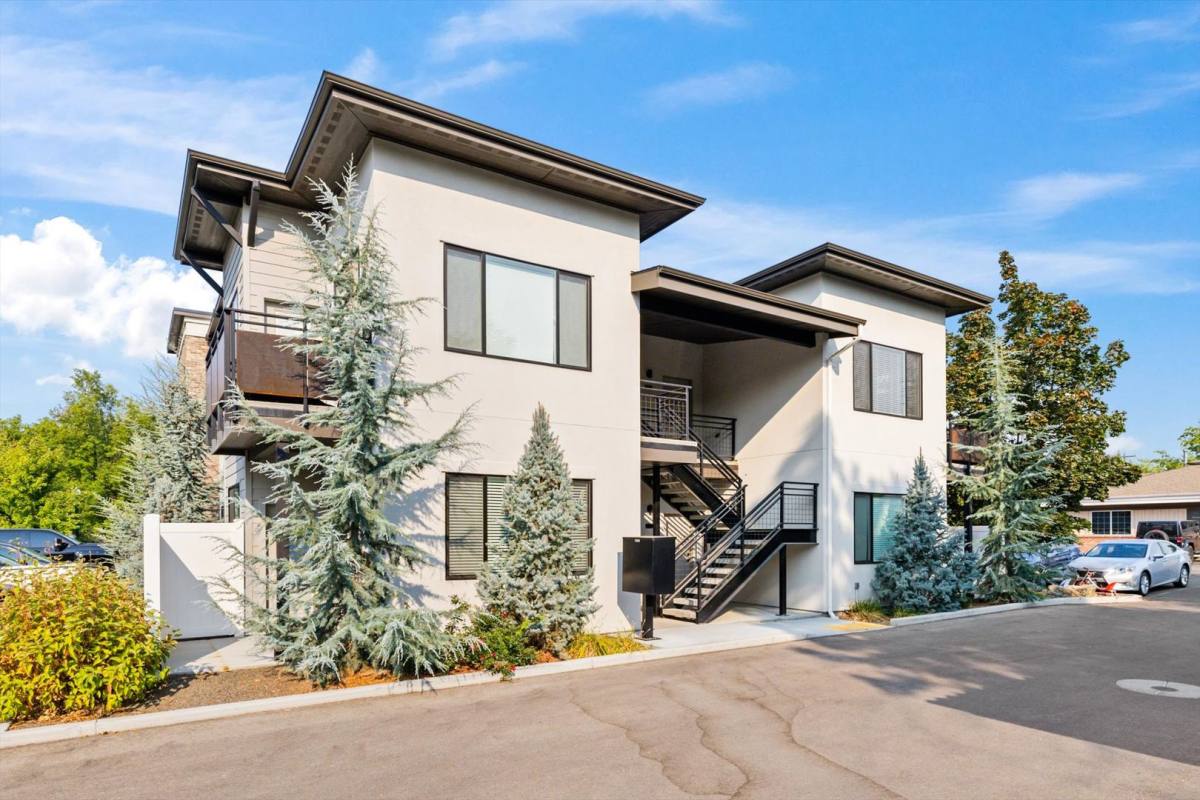 Apartment for rent at 174 S Kestrel Place, Eagle, ID 83616