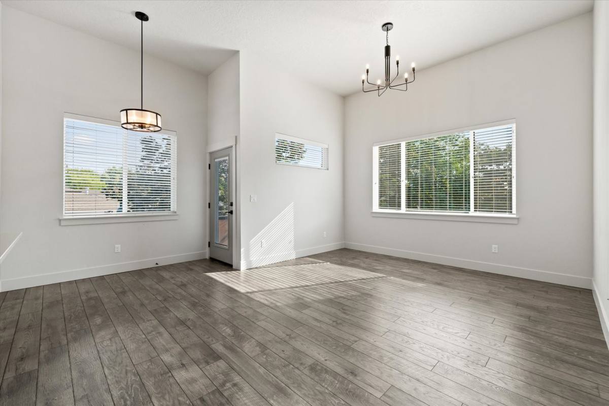 Apartment for rent at 174 S Kestrel Place, Eagle, ID 83616