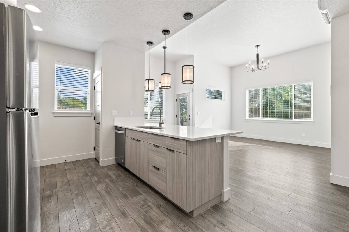 Apartment for rent at 174 S Kestrel Place, Eagle, ID 83616
