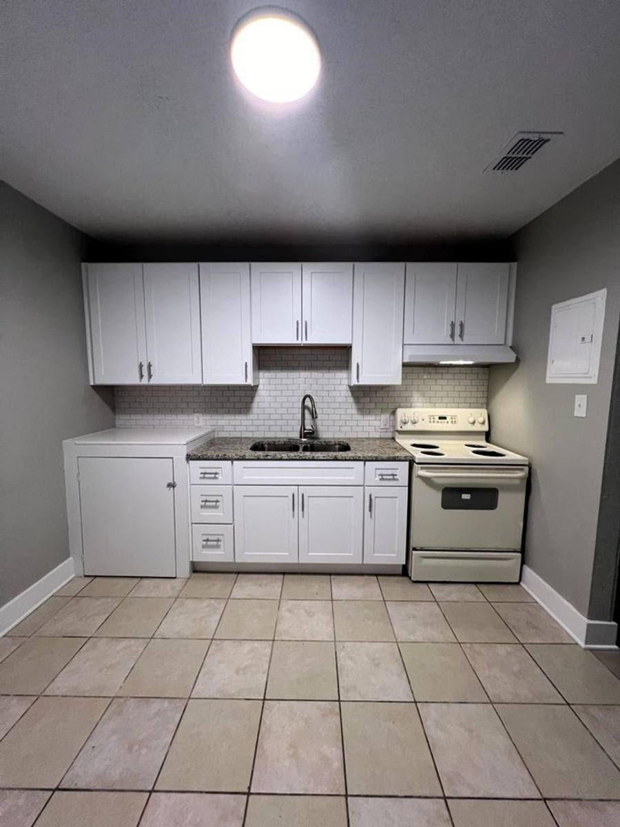 Apartment for rent at 4362 Dagail Lane, Jacksonville, FL 32244